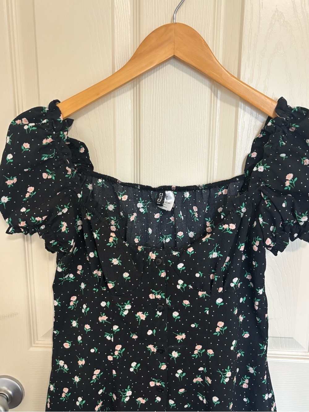 H&M Divided Black Floral Puff Sleeve Mini Dress Spring Brunch Garden Party Style - Picture 7 of 7